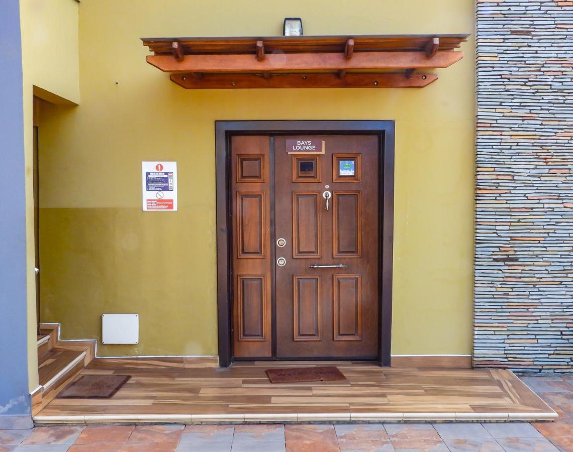 Bays Lodge, Akra Dış mekan fotoğraf
